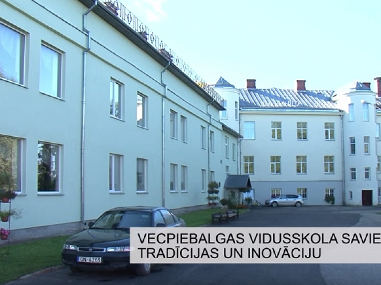 Vecpiebalgas vidusskola savieno tradīcijas un inovāciju

