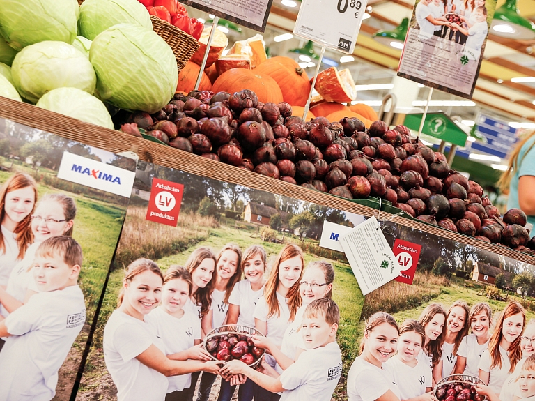 Kārķu mazpulcēnu audzētie sarkanie sīpolu būs nopērkami "Maxima Latvija" veikalos 