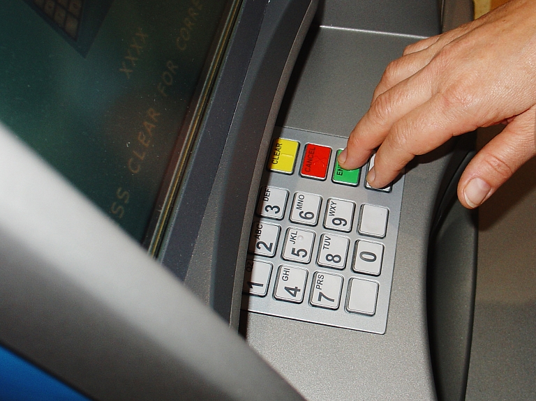 Burtnieku novada Rencēnos atklās bankomātu


