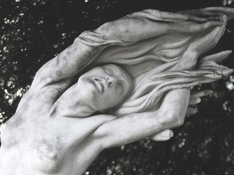 Ādažos atklās latviešu tēlniecības vecmeistares Upenieces 90 gadu jubilejas personālizstādi