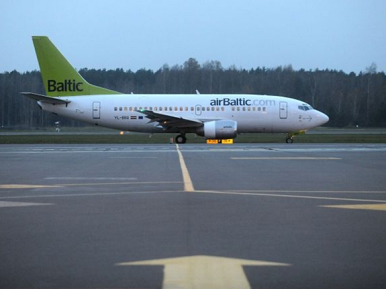 FM: Valsts palīdzība "airBaltic" nedrīkst ietekmēt budžeta deficītu

