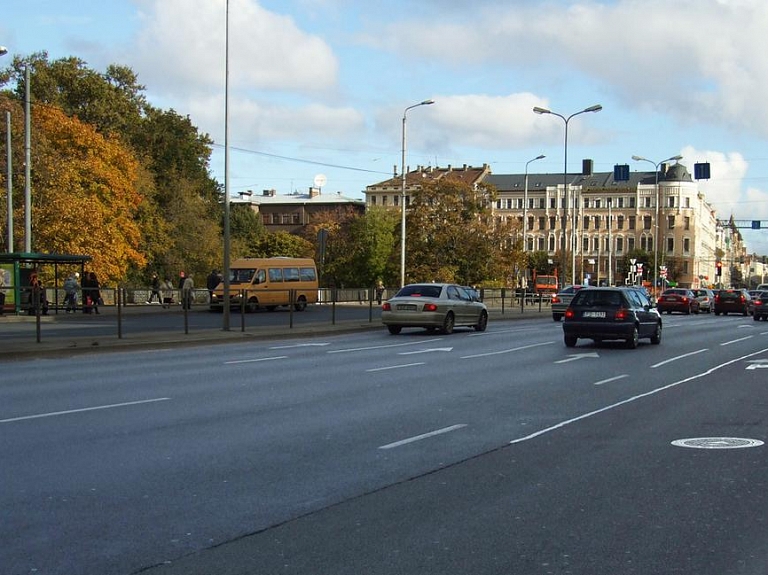 Ušakovs pārbaudīs Rīgas centra ielu remontdarbus

