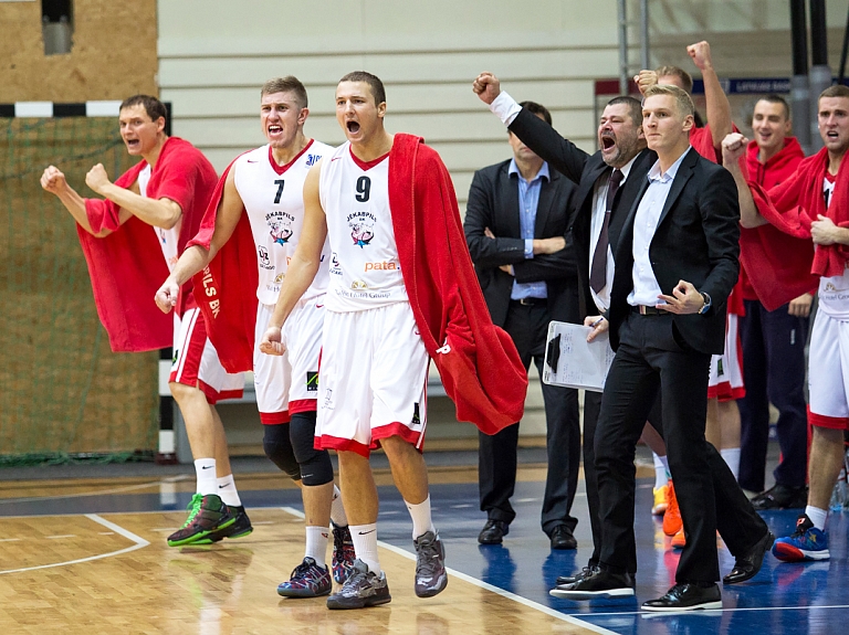 Ar Larsona 27 punktiem "Jēkabpils" pārspēj "Barons/LDz"