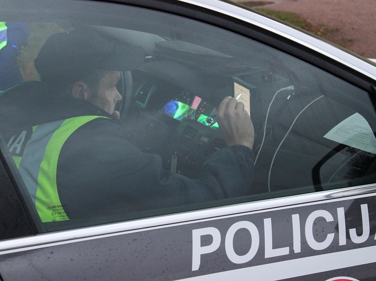 IZM: Policijas konvoja nodrošināšana riteņbraucējiem treniņu laikā būtu pārspīlēta rīcība​

