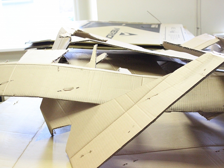 Jūrmalas skolēnus aicina piedalīties makulatūras vākšanas konkursā

