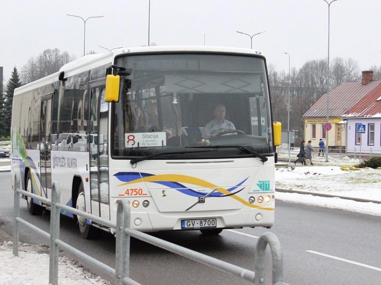 Tarifi tiks vienādoti vēl 13 pasažieru pārvadātāju apkalpotajos maršrutos

