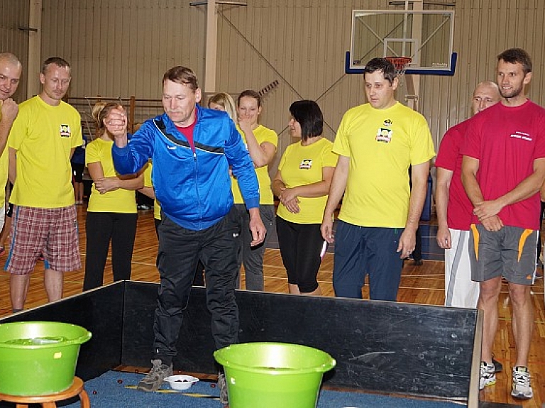 Gulbenes novada iestāžu un uzņēmumu sporta spēlēs 25 komandas

