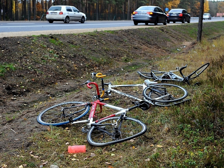 Latvijas Riteņbraukšanas federācija ārkārtas treneru padomes sēdē pārrunās negadījumu Garkalnē

