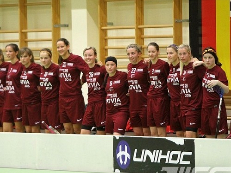 Latvijas sieviešu florbola izlases kandidāšu vidū vairākas "Rubenes" spēlētājas un novadnieces

