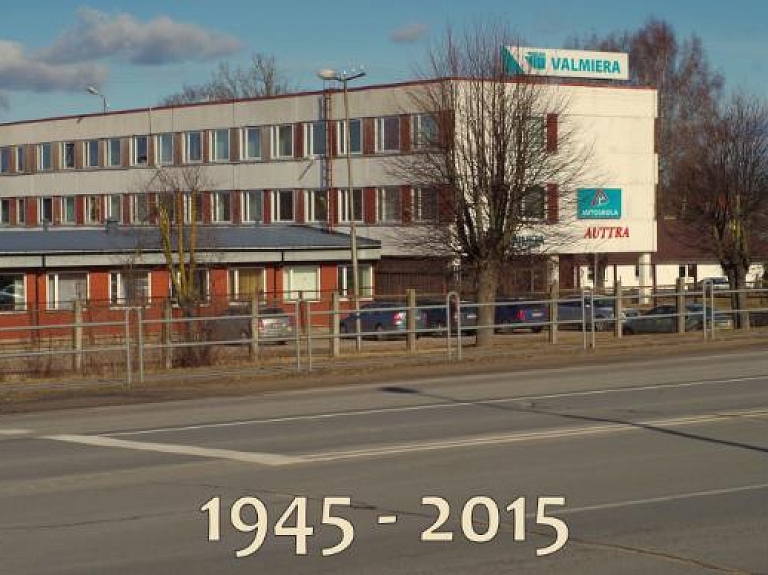 Atklās "VTU Valmiera" 70.jubilejas izstādi


