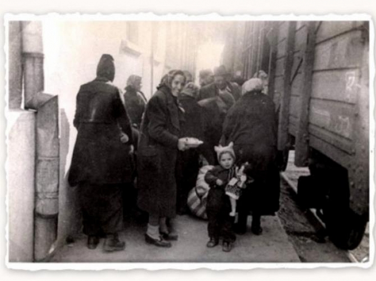 Mazsalacas novada vidusskolā būs apskatāma izstāde "Vairāk nekā bērnu spēles"

