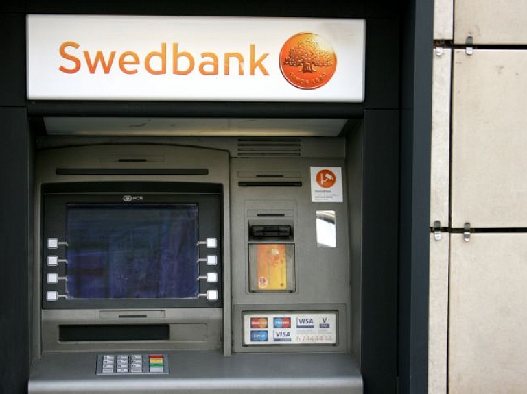 Hakeru uzbrukuma dēļ pārstājusi strādāt "Swedbank" Zviedrijas mājaslapa

