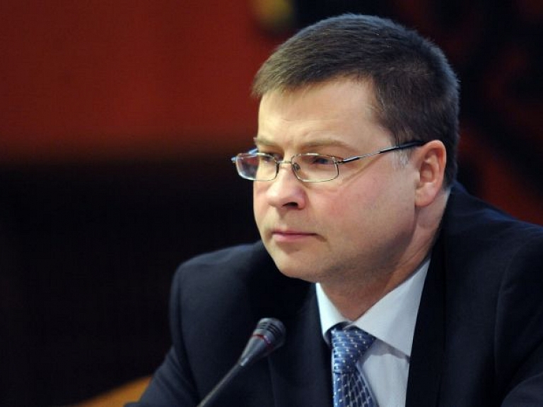 Dombrovskis: Ekonomika un drošības jautājumi kļūst arvien saistītāki

