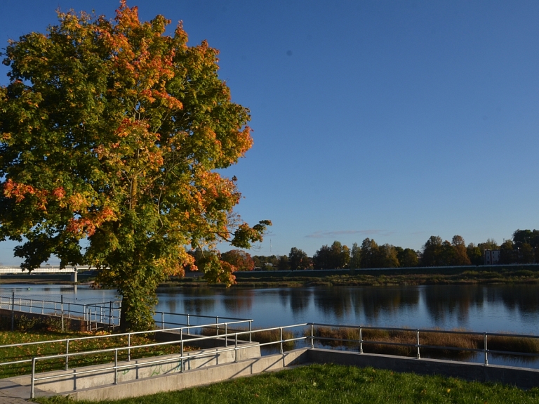 Atbalsta lēmumu par dalību "Daugavas savienības" projektu konkursā


