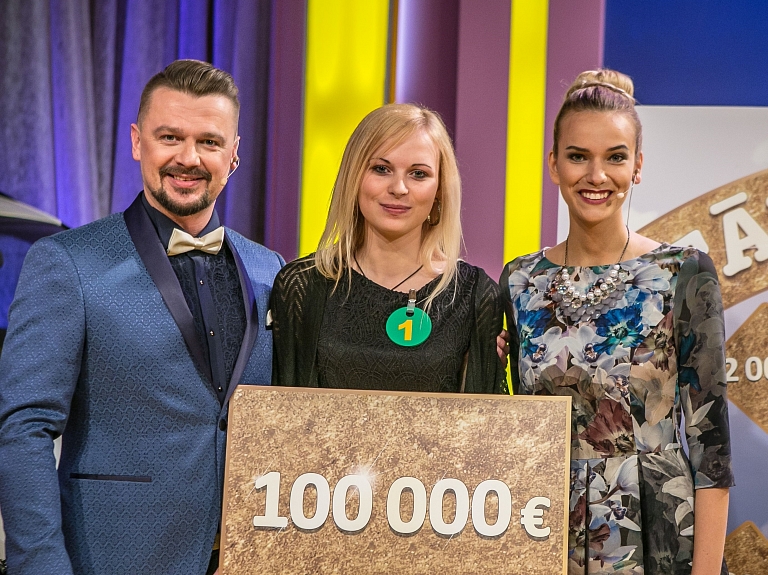 Smilteniete papildspēlē "SuperBingo naudīgais rudens" laimē 100 000 eiro