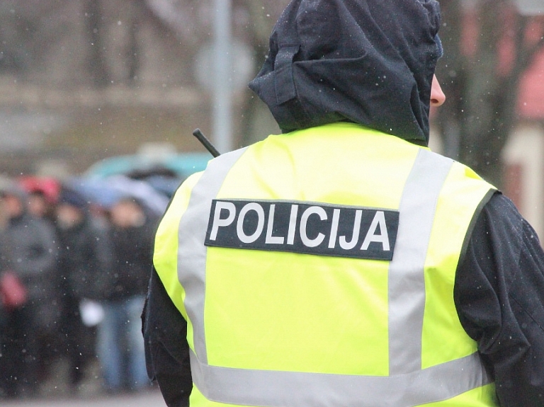 Degvielas uzpildes stacijā Limbažos pieķer iereibušu šoferi