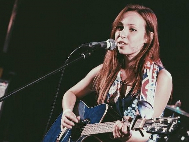 Alise Sedola par savu jaunradi


