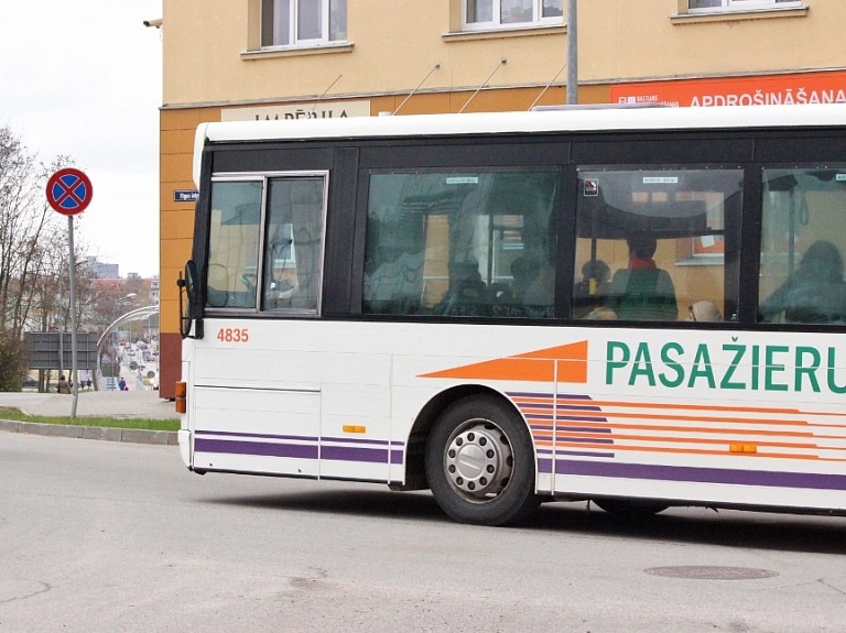 18.novembrī pasažierus Valmieras pilsētas autobusos pārvadās bez maksas