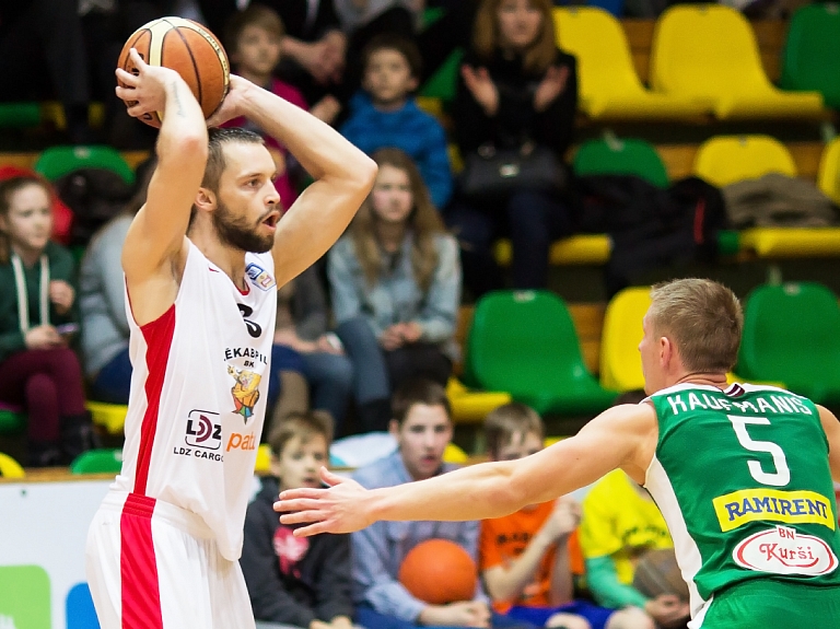 Jēkabpiliešiem neizdodas pieveikt "Valmiera/ORDO" komandu

