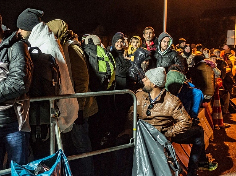 Saistībā ar teroraktiem Francijā "Antiglobālisti" mītiņā aicinās valdību atteikties no bēgļu uzņemšanas

