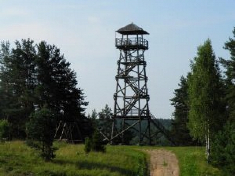 Dabas parkā "Daugavas loki" atklās jauno Vasargelišķu skatu torni

