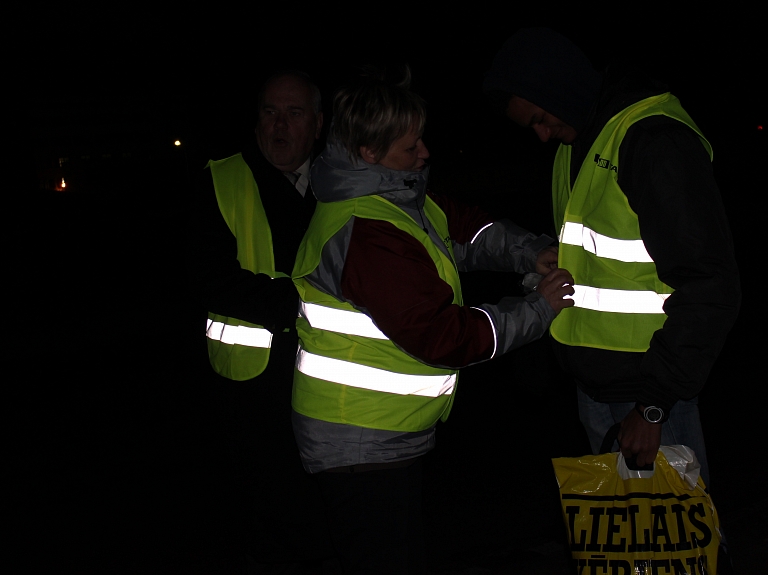 CSDD kopā ar partneriem Daugavpilī noslēgs "tumšo gājēju" glābšanas kampaņu

