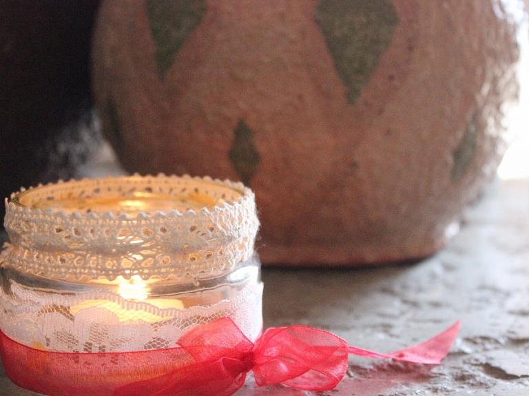 Jūrmalā izveidots garākais gaismas ceļš

