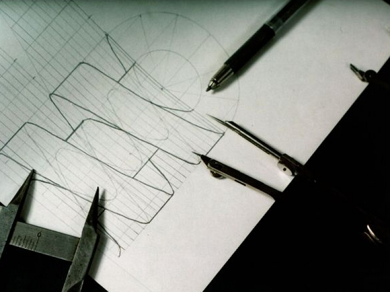 Turpinās Kocēnu novada lielformāta vides objektu ideju skiču konkurss

