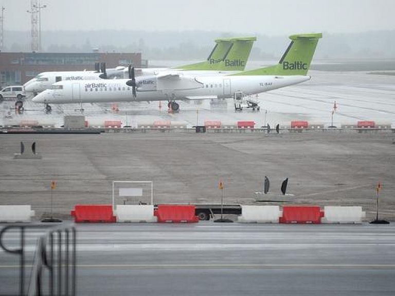 Laikraksts: SM ministrijas valsts sekretārs atpūties Tatros kopā ar "airBaltic" vadību

