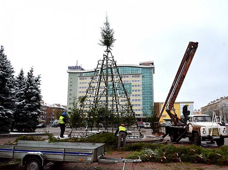 Daugavpilī gatavojas Ziemassvētkiem

