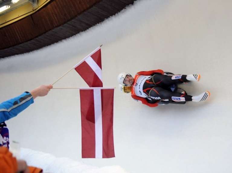 Mājinieki Siguldā gaidāmajā PK posmā junioriem un jauniešiem kamaniņu sportā vēlas gūt medaļas katrā ieskaitē

