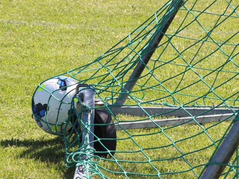 "Metta"/LU un "Valmiera Glass"/BSS aizvada atbildes maču par vietu futbola virslīgā