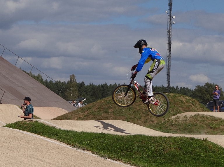 Latvijas "Gada balvu sportā" par mūža ieguldījumu saņems BMX pamatlicējs Siliņš

