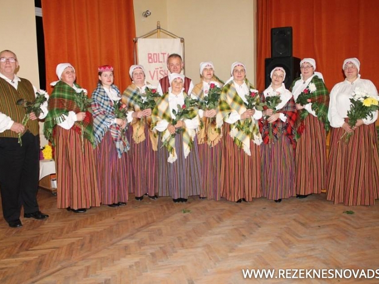 Folkloras kopai "Bolta vīšņa" — 15 dziesmoti gadi

