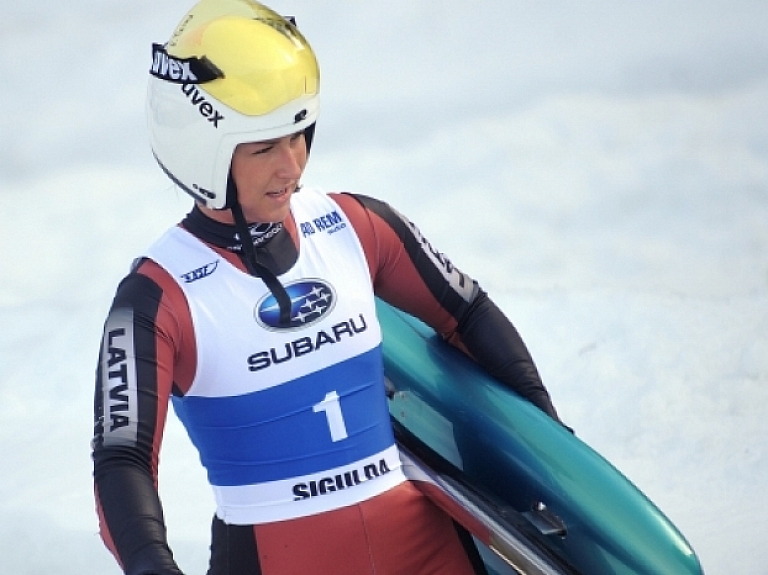 Kamaniņu braucēja Cauce devītā pēc Pasaules kausa pirmā posma pirmā brauciena

