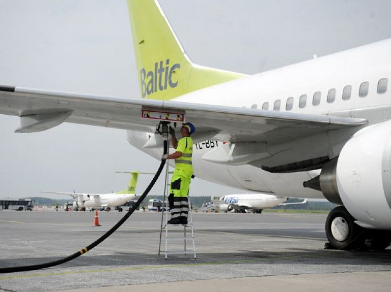 Saeimas komisija atbalsta 80 miljonu aizdevumu "airBaltic"

