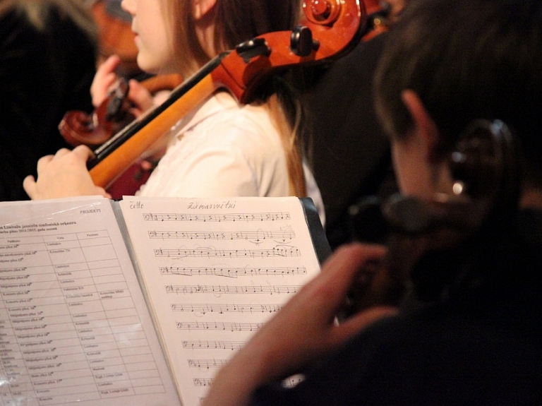 Aicina apmeklēt labdarības koncertu "Mūsu laiks – sirds laiks…"