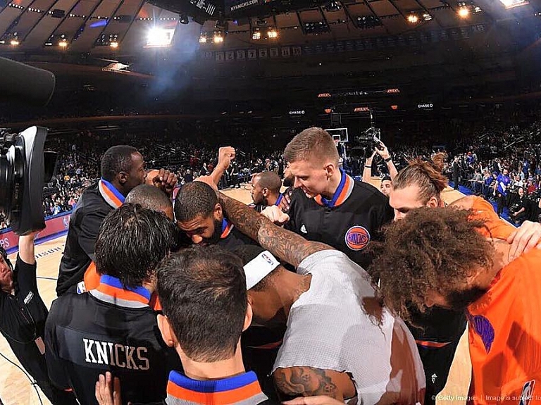 Porziņģis ar 19 punktiem sekmē "Knicks" komandas principālu uzvaru pār "Nets"


