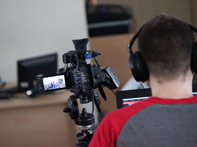NEPLP konkursā par novadu TV ziņu sižetu veidošanu uzvar arī SIA "Valmieras TV"

