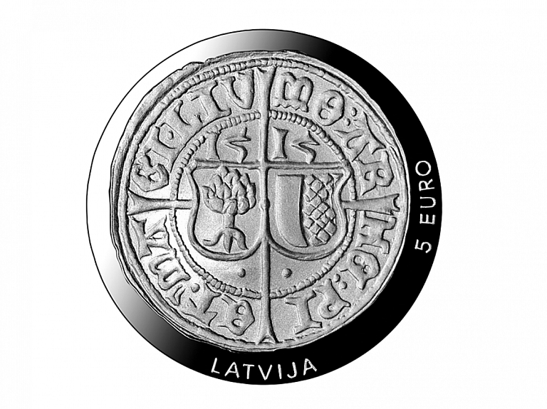 Vērdiņam veltītās monētas izlaišanas dienā Latvijas Bankas kasēs vērojama lielāka rosība nekā ikdienā

