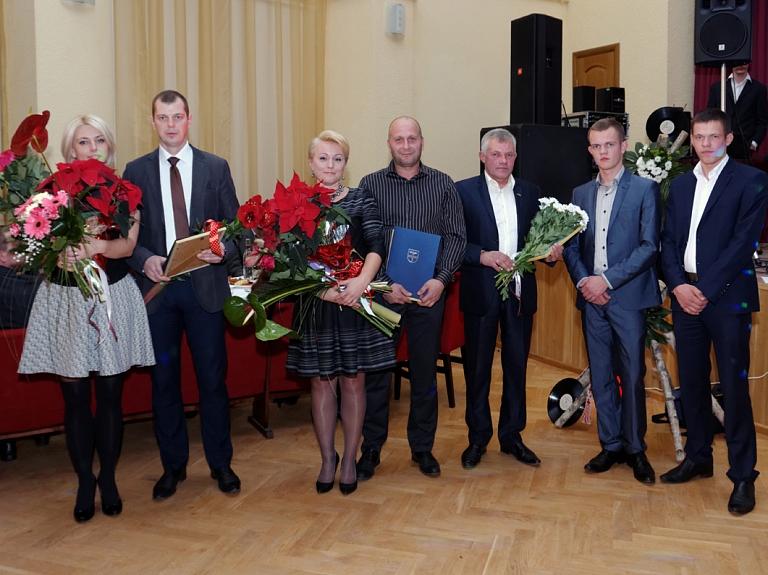 Lauksaimnieku gada ballē godina labākos Līvānu novada lauksaimniekus

