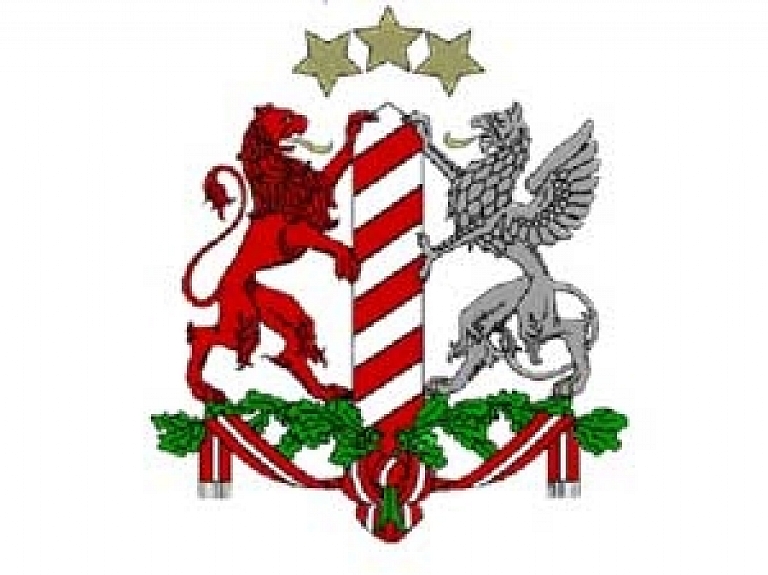 Zilupes novadā par valsts robežas nelikumīgu šķērsošanu aiztur 24 vjetnamiešus

