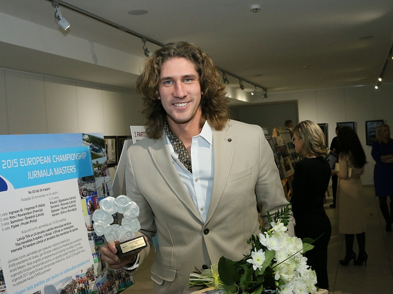 Gada sportisti Jūrmalā – Ikauniece-Admidiņa un Samoilovs

