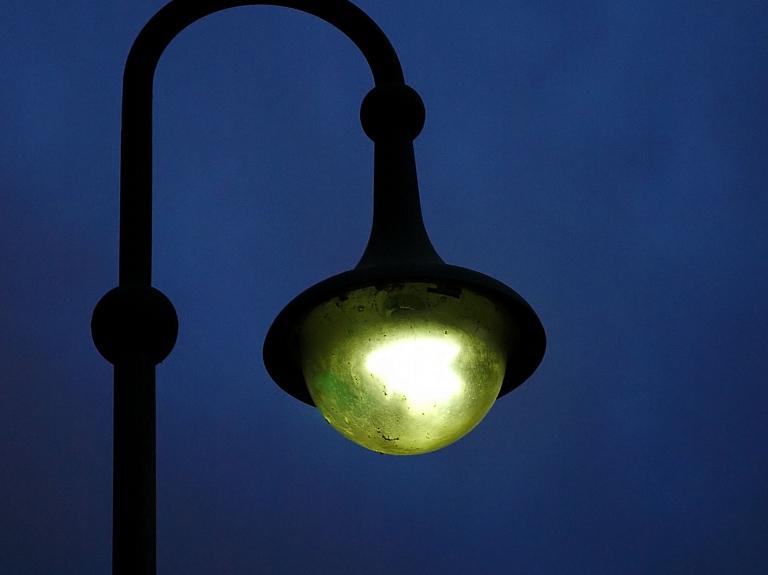 Priedkalnē uz laiku pārtrauks elektroenerģijas piegādi ielu apgaismojumam