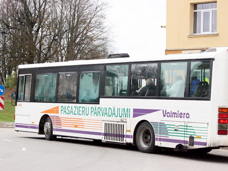 Noteiktas izmaiņas "VTU Valmiera" autobusu kursēšanas sarakstā svētku dienās

