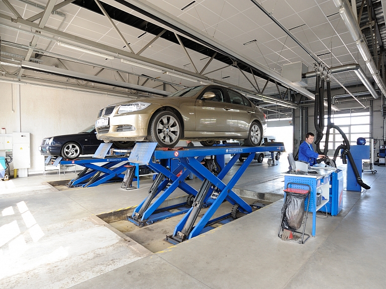 Daugavpils CSDD strādās pēc svētku grafika  

