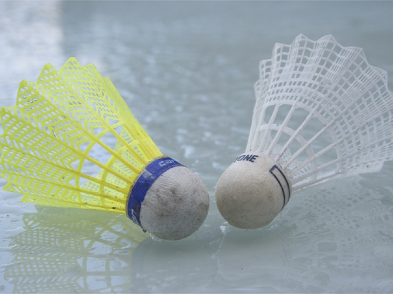 Sigulda pārliecinoši uzvar Latvijas komandu čempionātā badmintonā

