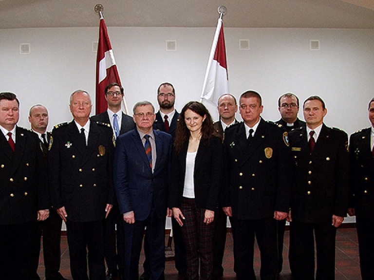 Daugavpils pašvaldības policijai – 21

