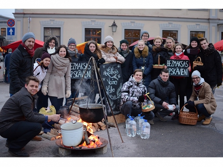 "Katvari" Ziemassvētku tirdziņā īsteno labdarības pasākumu "Labais vairo labo"

