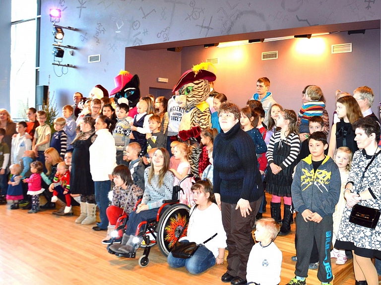 Ādažos notikusi Ziemassvētku labdarības akcija 